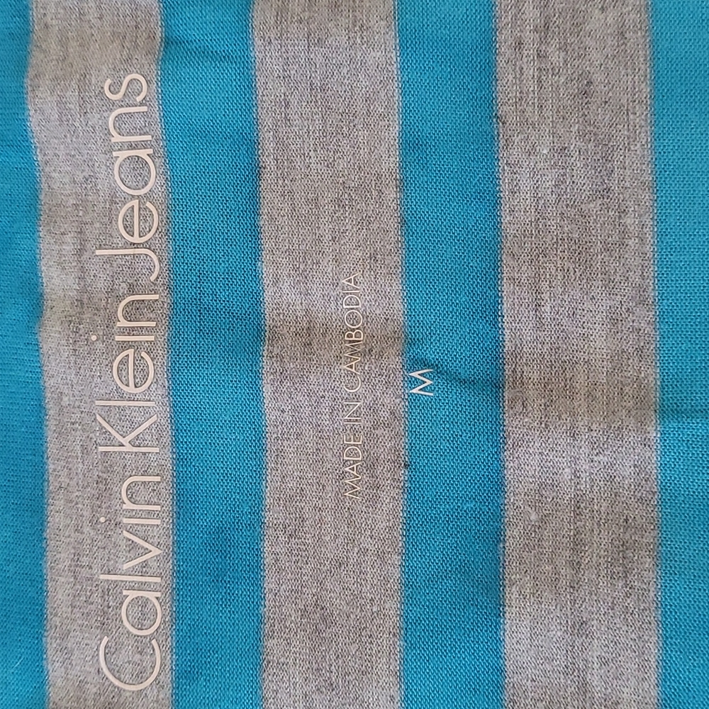 NEW Calvin Klein Jeans Stripped Tee Shirt - Picture 4 of 9
